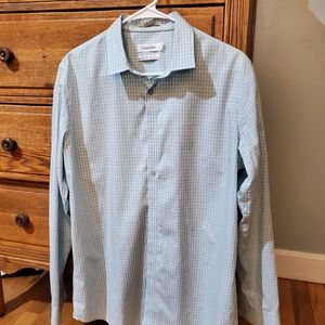 Men's Calvin Klein shirt